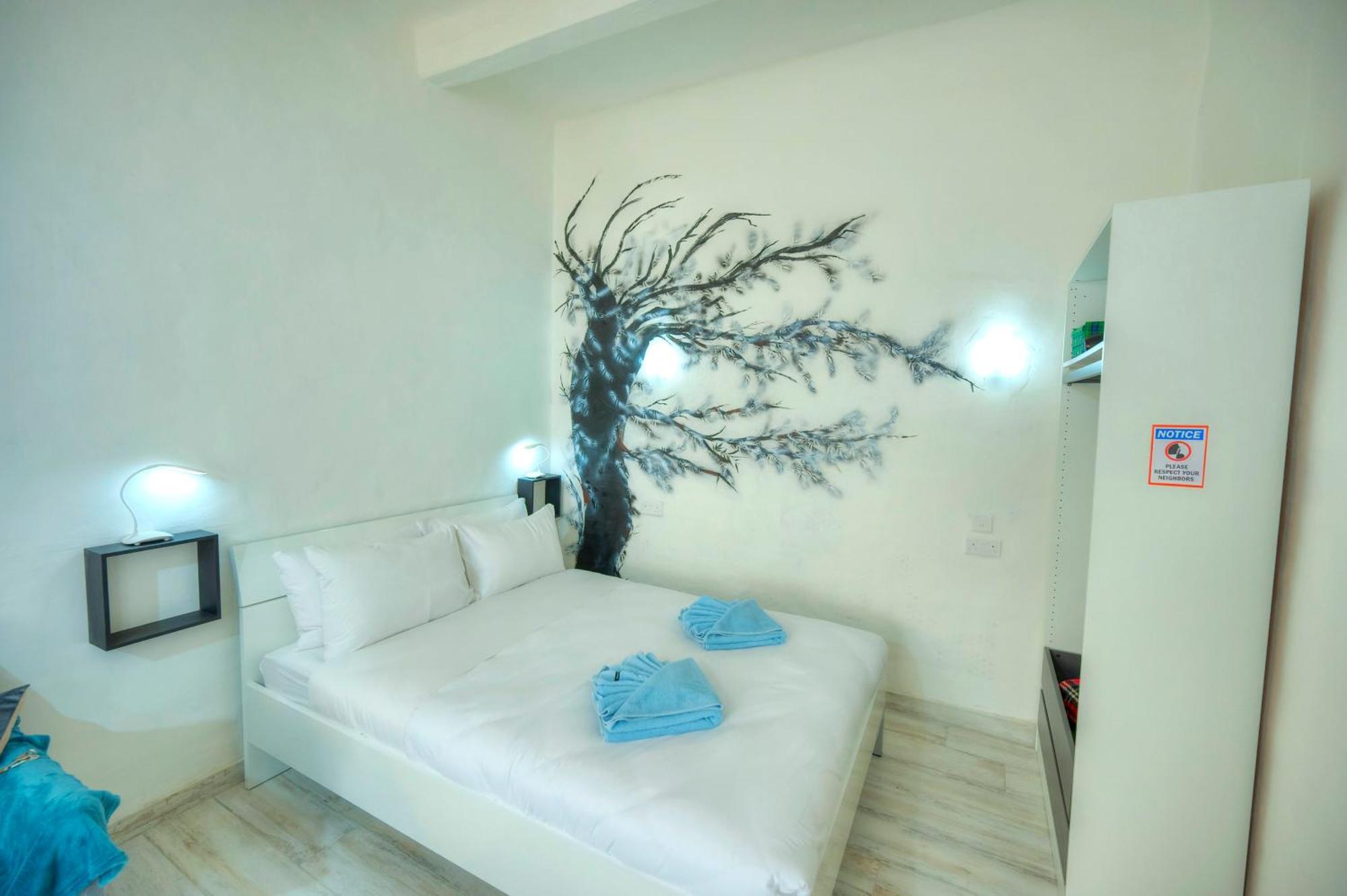 Charming 3 Storey Apartment In Valletta Centre, Ngri1-1 Экстерьер фото